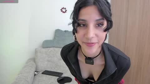 I am Alexandra online show from 01/06/25, 02:45