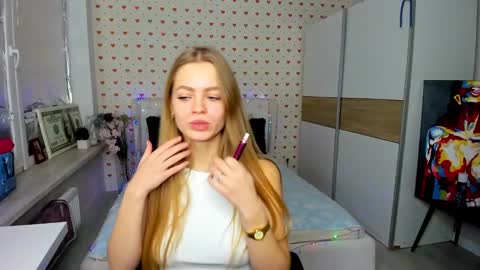 alisa_glamur online show from 12/10/24, 01:48