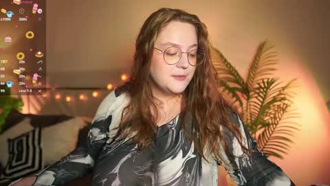 Alissa online show from 11/20/24, 04:32