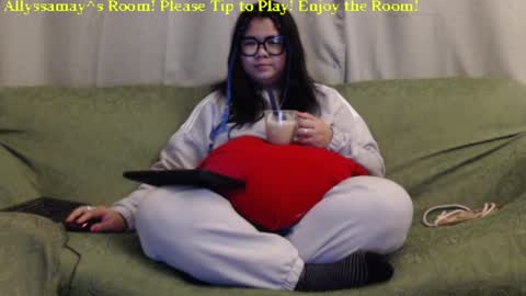 Allyssamay online show from 01/05/25, 03:19