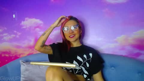 amber_sweed online show from 01/27/25, 12:11