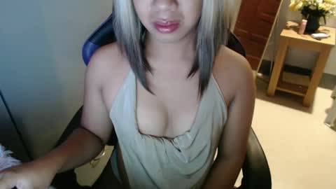 angelicalock69 online show from 02/19/25, 03:48