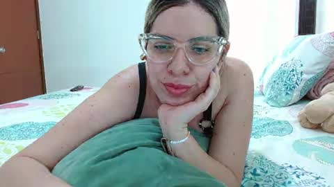 AshlyMoon online show from 12/12/24, 05:15