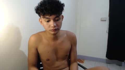 asianhottie05 online show from 01/12/25, 03:22