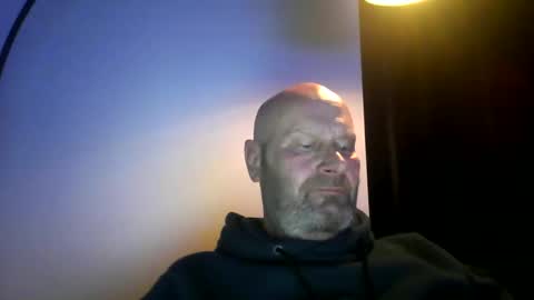 bigmike3339 online show from 01/02/25, 08:02