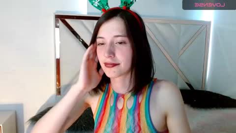 Chloe online show from 12/12/24, 07:45