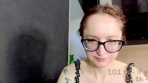 My name is Emma and I love watermelon and chocolate - you can throw 51 tokens several times on watermelon or chocolate online show from 11/22/24, 11:44