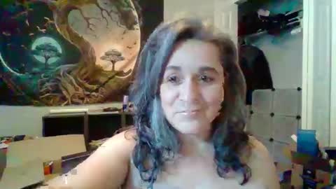 Cuddle-with-me-Colombian MILF online show from 01/25/25, 09:46