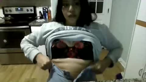 cutesalomee online show from 12/10/24, 05:53