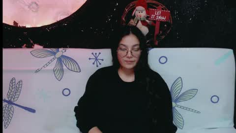 dani y jocelyn online show from 11/19/24, 12:21