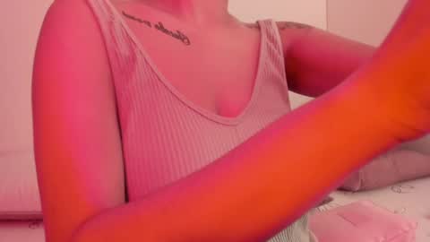 Emilia Big Boobs online show from 11/13/24, 10:17