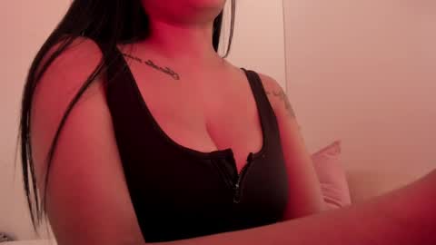 Emilia Big Boobs online show from 12/05/24, 03:55