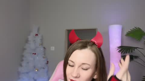 Erica D online show from 12/20/24, 04:36