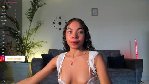 estefy_arroyo online show from 12/21/24, 03:39