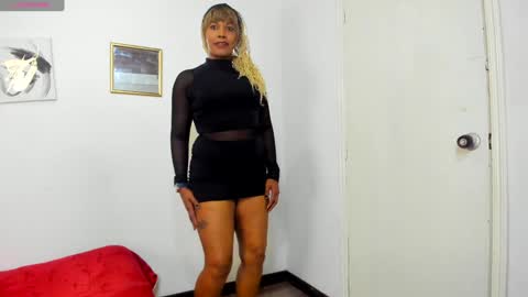 evelin_cloy_golden online show from 01/03/25, 07:47