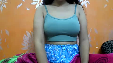 ishika_singh_ online show from 11/25/24, 02:05