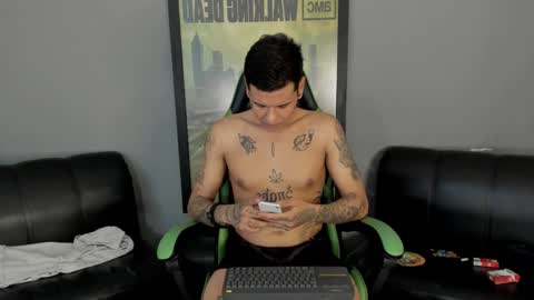 Jamesinked  online show from 12/07/24, 05:20