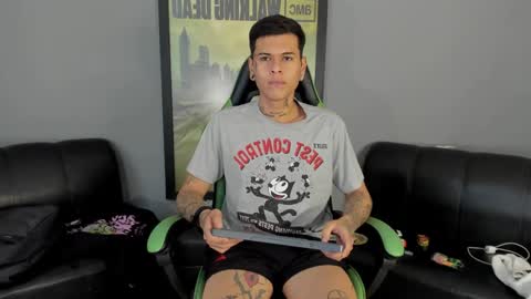 Jamesinked  online show from 12/15/24, 03:50