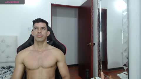 jose_rumbero91 online show from 11/21/24, 11:05