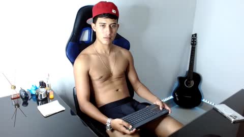 juan_da01 online show from 01/11/25, 03:03