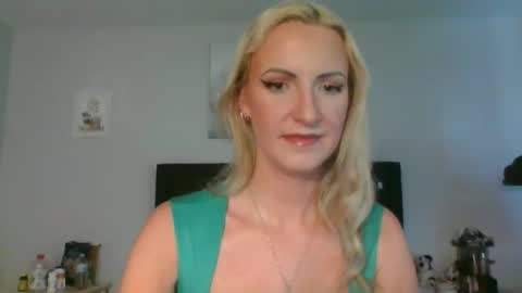 juicyjade2333 online show from 11/23/24, 06:09