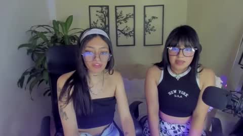 kim_valdez_ online show from 01/24/25, 04:22