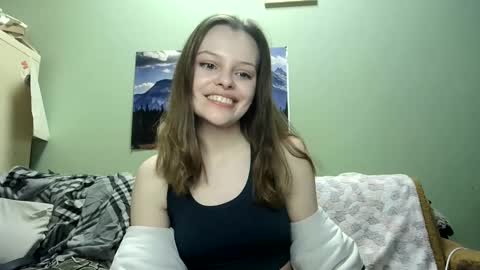 kira_meow_k online show from 12/16/24, 10:09