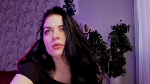 kiragold__ online show from 11/25/24, 01:38