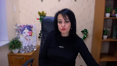 Laura online show from 12/08/24, 06:56