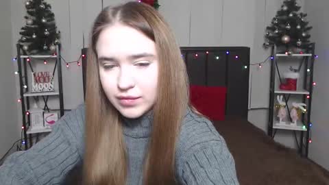 LauraHlot online show from 12/27/24, 07:11