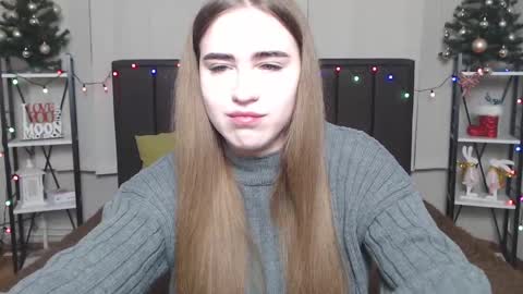 LauraHlot online show from 01/06/25, 07:00