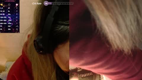 lauriss_ online show from 12/11/24, 12:15