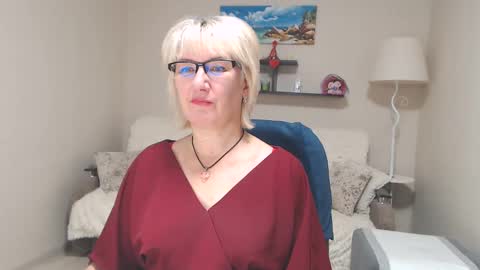 Leila Kinky online show from 11/11/24, 06:27