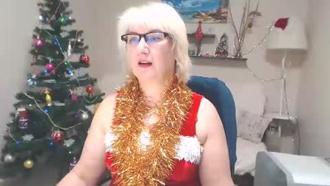 Leila Kinky online show from 12/25/24, 04:33