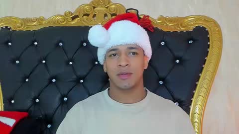 leomontez01 online show from 12/20/24, 12:10