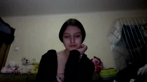 lilycandy_ online show from 01/25/25, 02:57