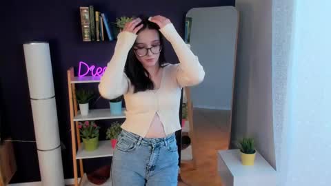 JessicaJess online show from 01/15/25, 04:23