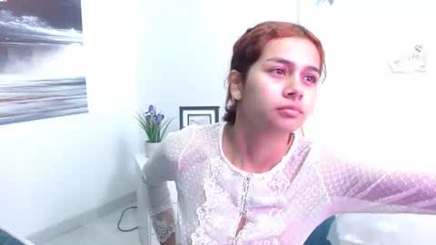 lola_sweet777 online show from 01/04/25, 12:21