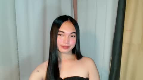 lovely_mamaxx online show from 11/18/24, 10:00