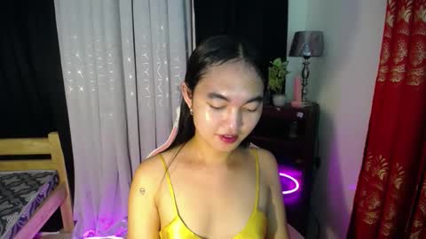 lovely_mamaxx online show from 01/01/25, 05:14