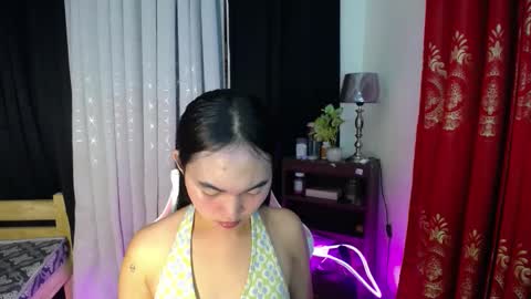 lovely_mamaxx online show from 12/22/24, 11:22