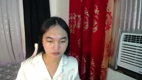 lovely_mamaxx online show from 12/17/24, 07:05