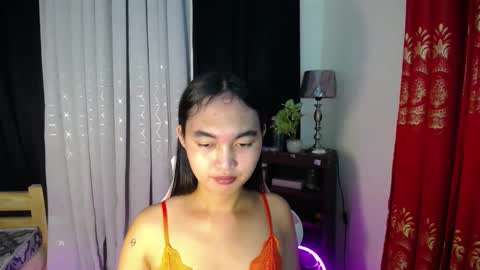 lovely_mamaxx online show from 12/26/24, 10:17