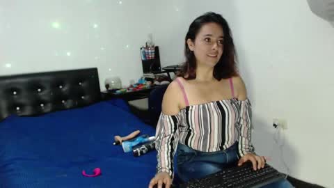 Stephany online show from 11/20/24, 02:53