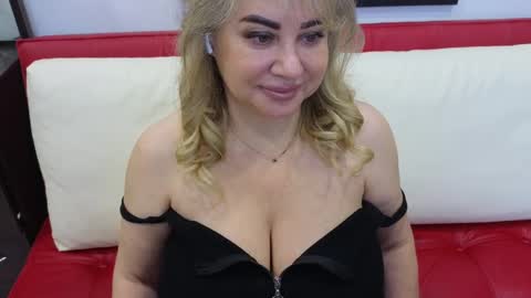 Helen tits size 85F online show from 12/01/24, 06:29