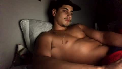 Latino boy online show from 12/22/24, 05:54