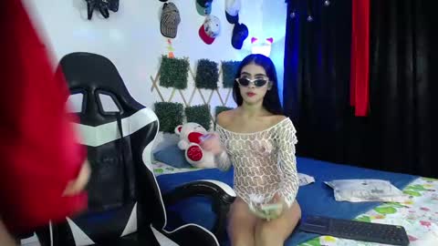 momis_cute online show from 12/19/24, 09:14