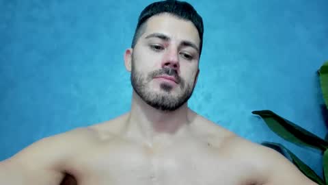 muscularmaster onlyfans online show from 01/02/25, 10:44