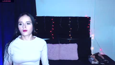 naty_cami_ online show from 11/28/24, 07:24