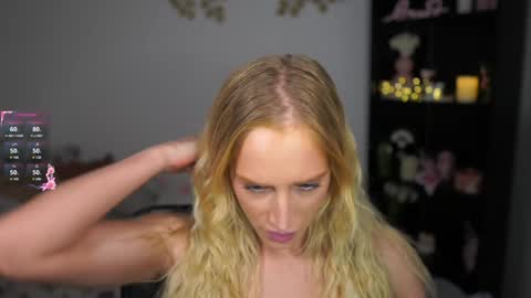 nicolette__shea_ online show from 11/29/24, 02:28